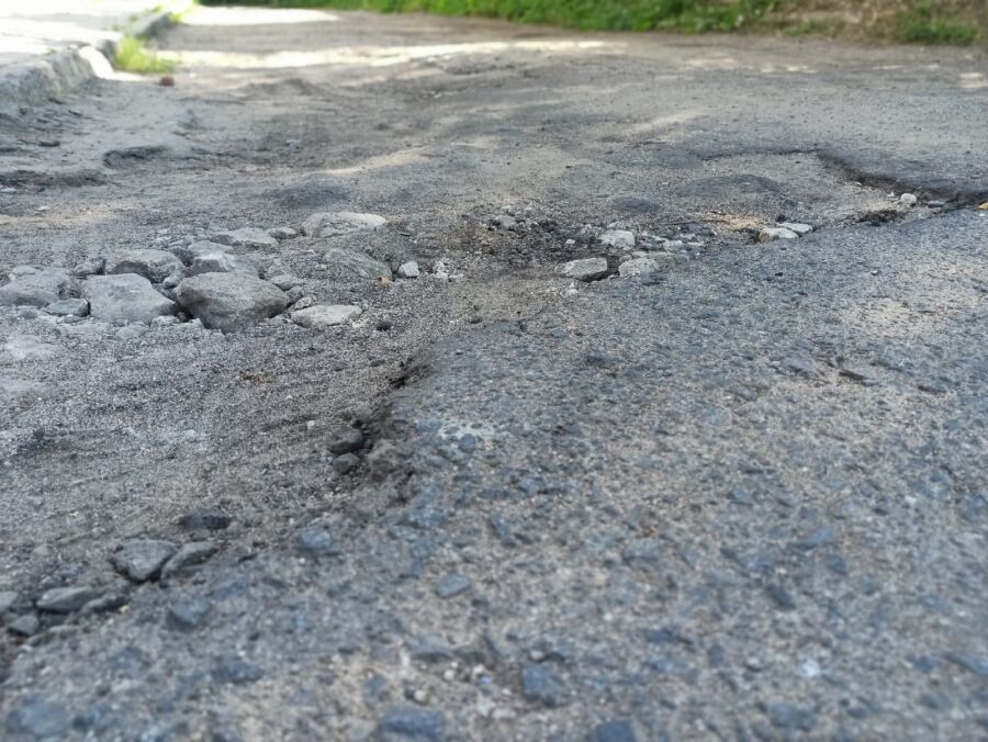 Костромским дорожникам мешают ремонтировать дороги