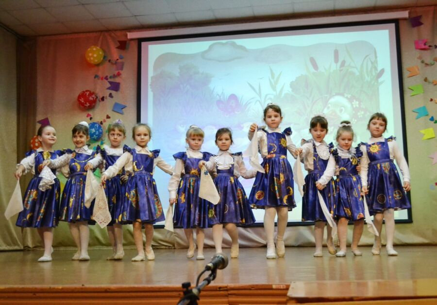 Минкульт: самые культурные дети живут в костромских деревнях