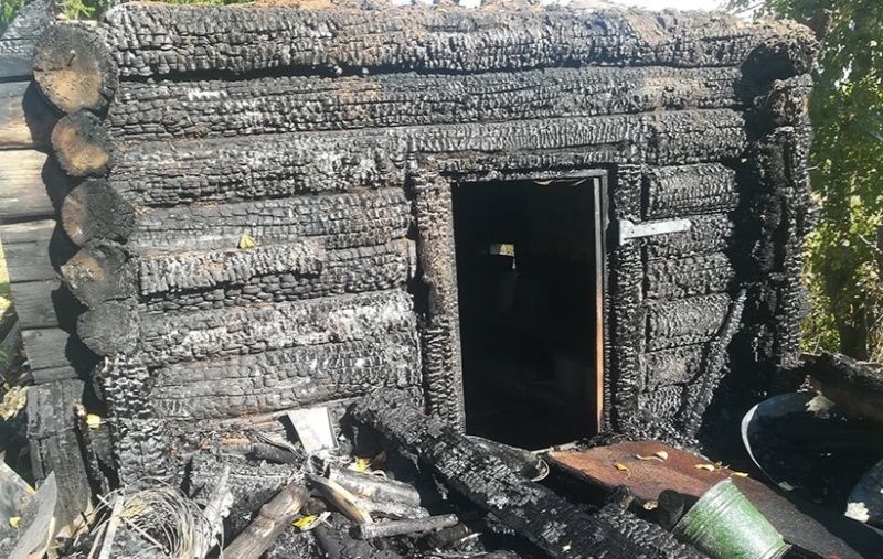 В Костромской области массово горят бани: уже есть жертвы