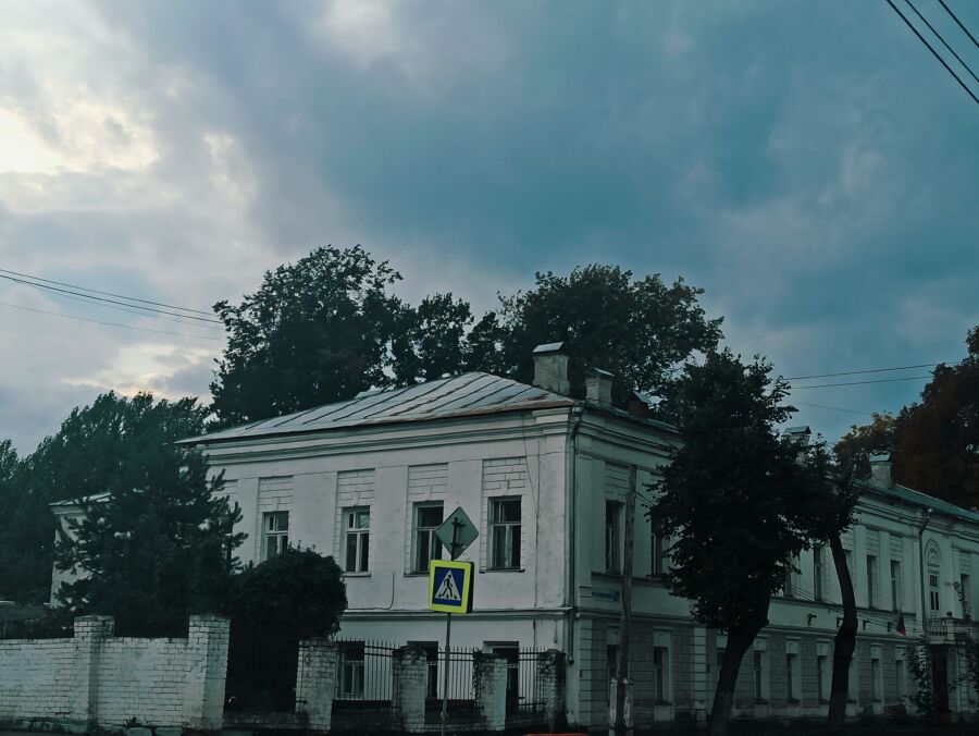 Мертвым в Костроме сделают крышу над головой за 3,5 миллиона рублей