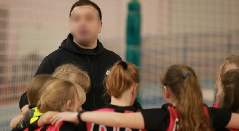 Был влюблен: тренеру футбольной команды вынесли приговор за секс со школьницей